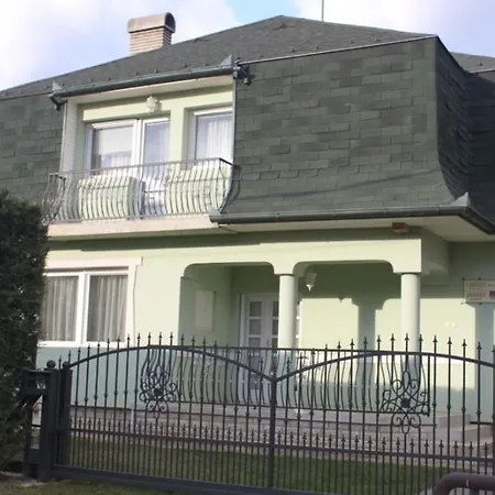 Cedar 4 Apartamento Zalakaros